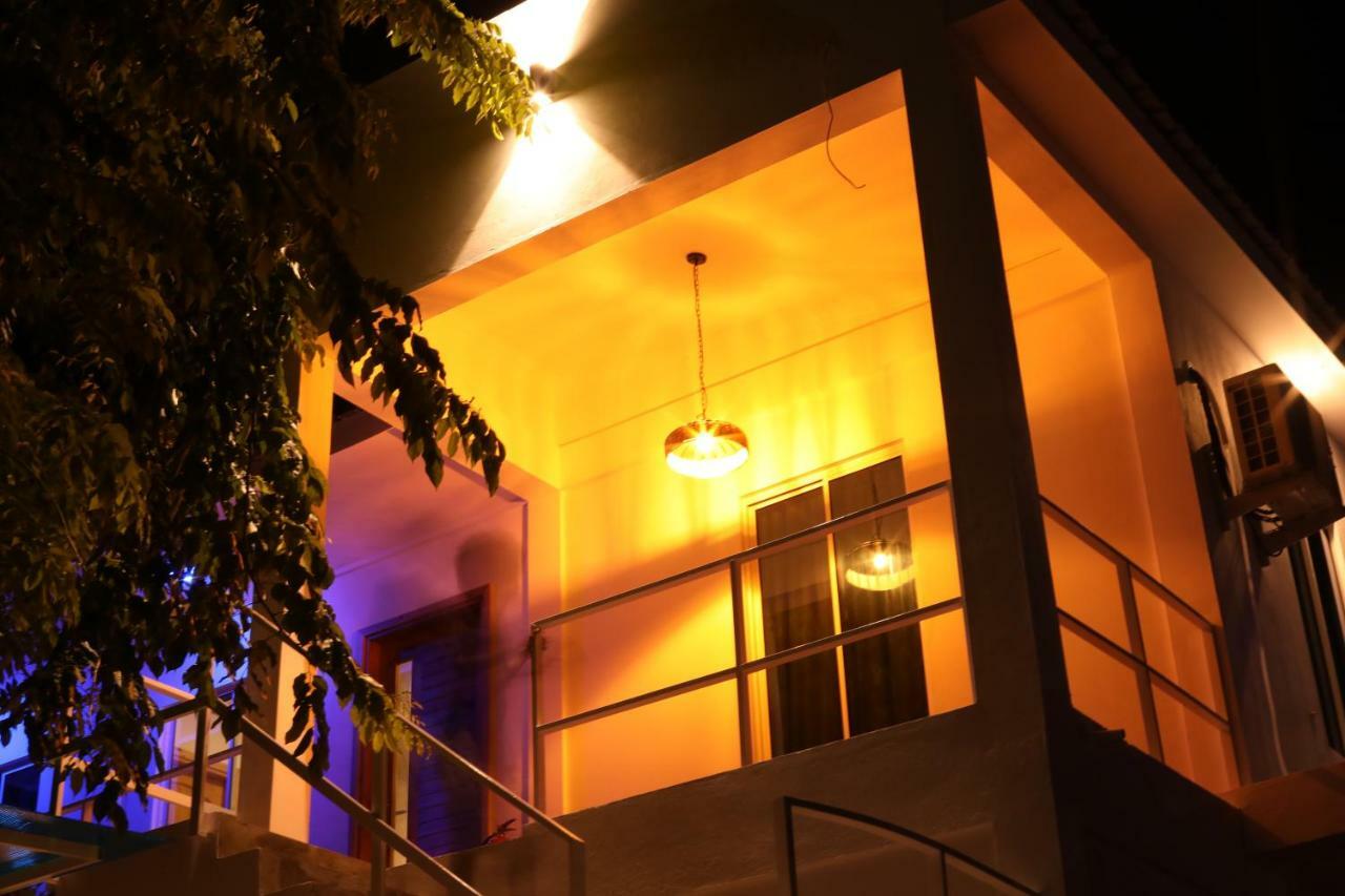 Hotel Moodhu Surf House Himmafushi Exteriér fotografie